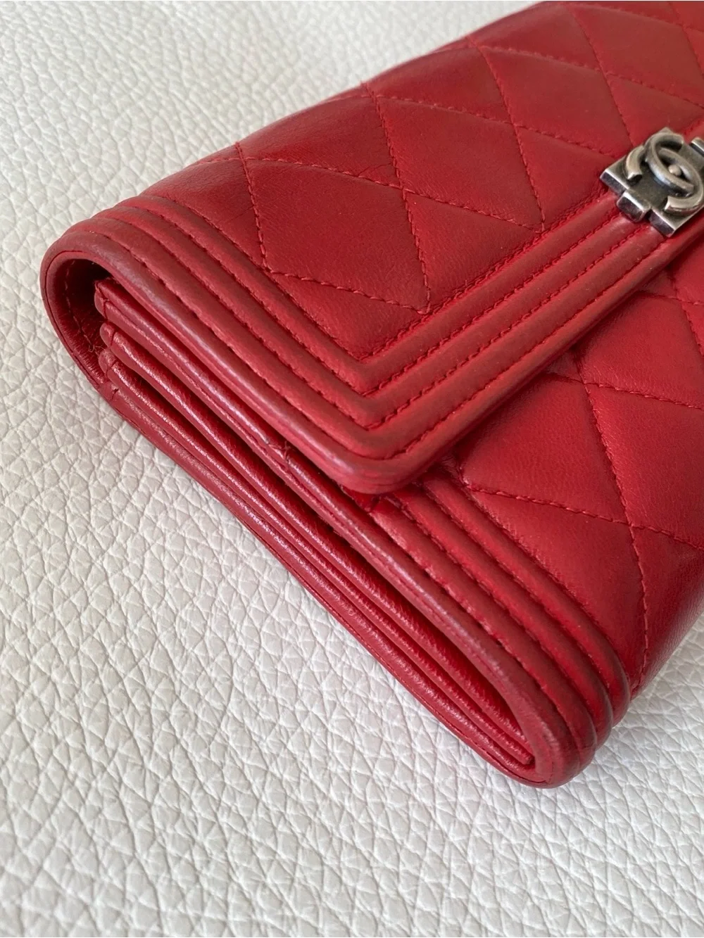 Chanel Red Boy Continental Waller in Quilted Lambskin Leather - GUC